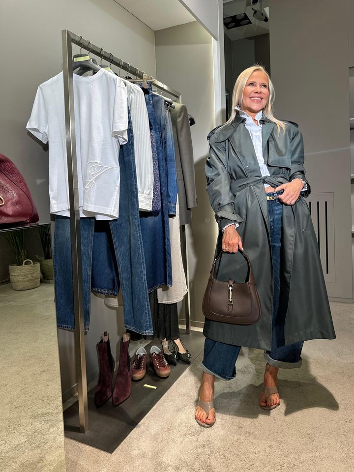 Outfit selezionato da Anastasia Slabunova — personal shopper di lusso